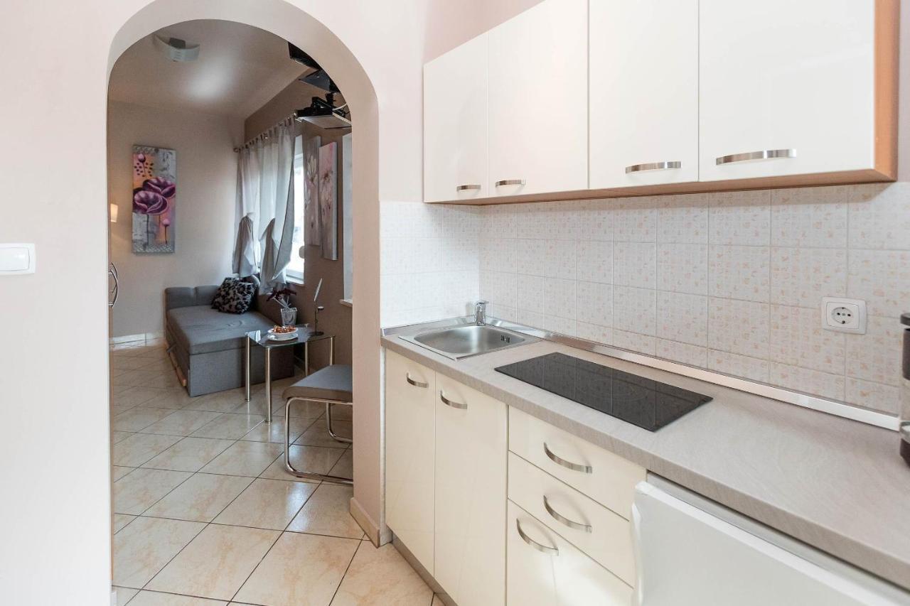 Apartments Karmen 1 Криквеница Екстериор снимка