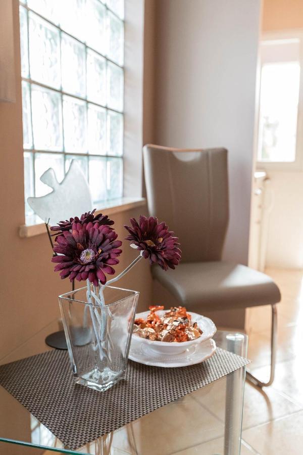 Apartments Karmen 1 Криквеница Екстериор снимка