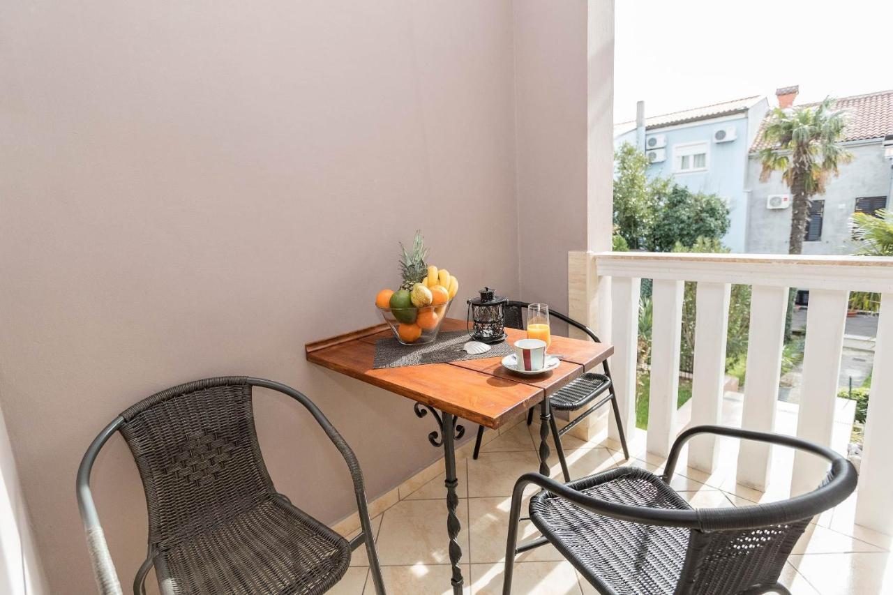 Apartments Karmen 1 Криквеница Екстериор снимка