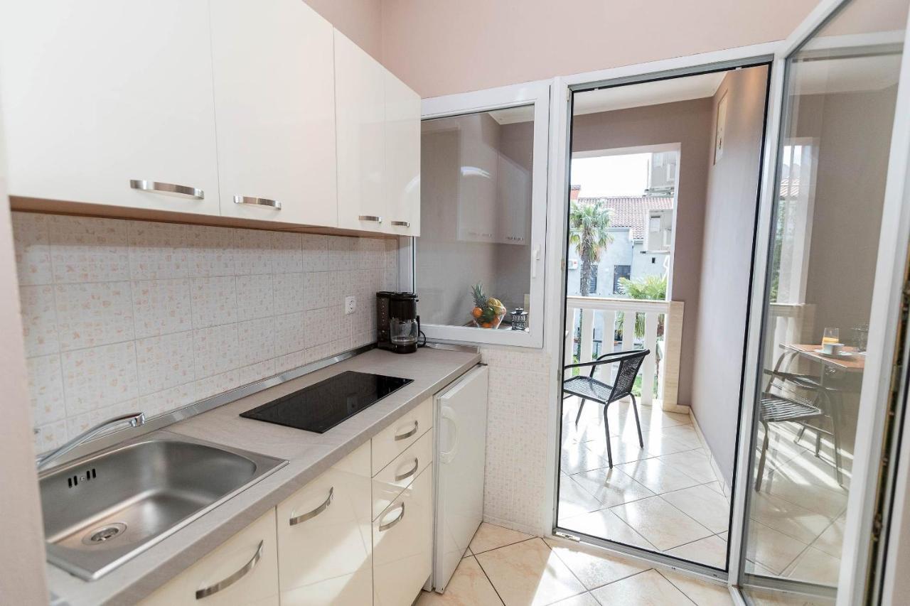 Apartments Karmen 1 Криквеница Екстериор снимка